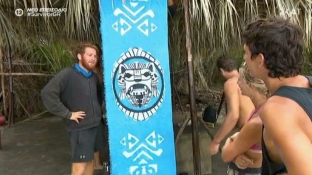 Survivor 4: Κίνηση «βόμβα» Τζέιμς και Μπάρτζη – Σήκωσαν ξανά την μπλε σημαία όταν έφυγε ο Σάκης