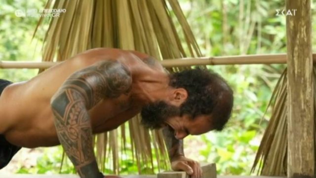 Survivor 4: Όλη η παραλία απαιτεί να φύγει ο Τριαντάφυλλος – «Κάνετε λες και θα πάρετε το έπαθλο»