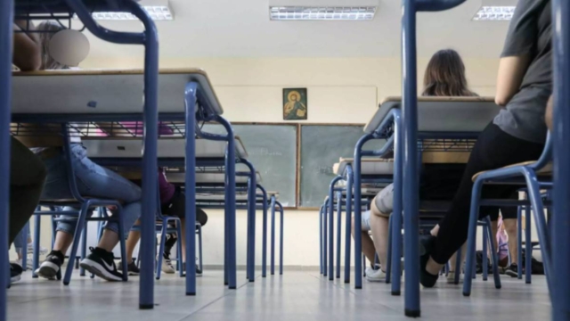 Άρση μέτρων: Άνοιγμα Λυκείων στις 12 Απριλίου με self test