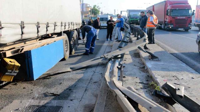 Σοβαρό τροχαίο στην άνοδο του Κηφισού