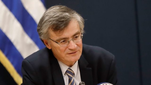 Πρόωρη… ανάσταση: Ο Τσιόδρας έδωσε το σύνθημα για να πετάξουμε τις μάσκες