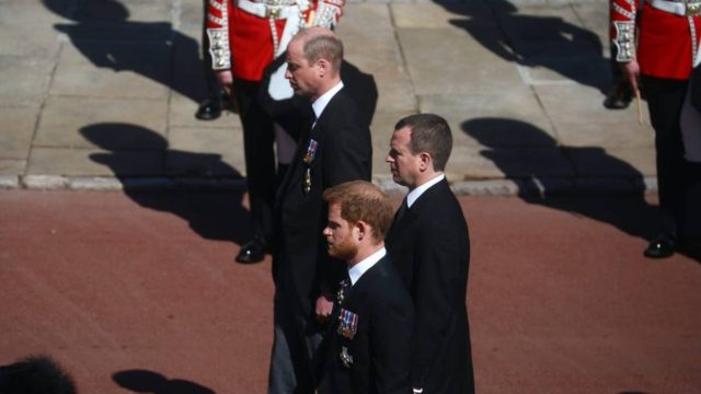 Χαμός στο Buckingham: Αυτά ήταν τα λόγια Ουίλιαμ-Χάρι στην κηδεία του Φιλίππου