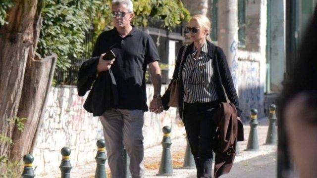 “Έβγαζα καντήλες!”: Ο άγνωστος καβγάς του Χατζηνικολάου με τη σύζυγό του