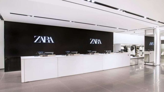 ZARA: Φούστα denim με ρίγες σε εκπληκτική τιμή