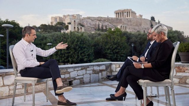 Μητσοτάκης: Ελάτε στην Ελλάδα, η χώρα έχει αλλάξει – Το μήνυμά του σε Γερμανούς τουρίστες μέσω της Bild