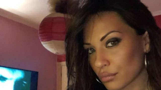 Ακόμα… παραμιλάει ο Φερεντίνος: Η εντυπωσιακή Θεσσαλονικιά είναι ό,τι καλύτερο έχουμε δει ποτέ στο Deal (Pics)