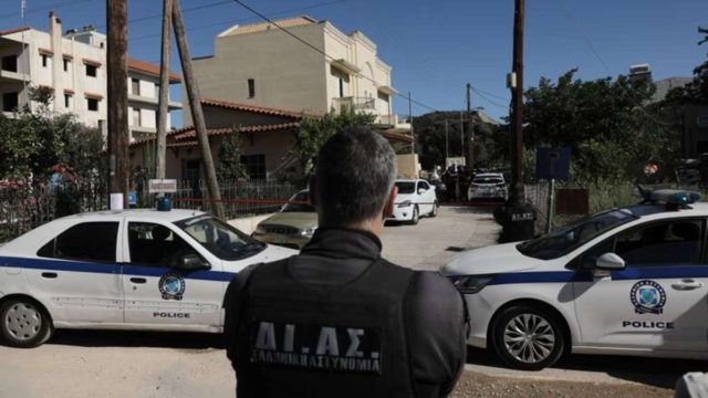 Έγκλημα στα Γλυκά Νερά: Σοκάρει η έκθεση του ιατροδικαστή –  Την έπνιξαν με τα χέρια τους και ένα κομμάτι πανί