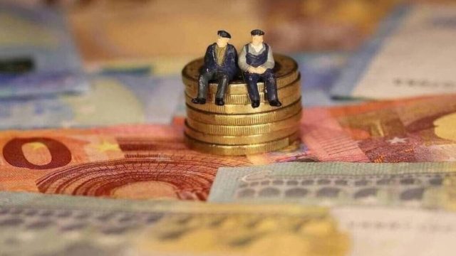 Αναδρομικά συντάξεων και κληρονόμων – Βρέχει χρήμα, πότε θα τα πάρουν