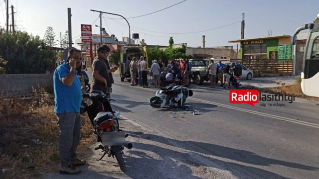 Διαλύθηκε μηχανή μετά από σφοδρότατη σύγκρουση με αυτοκίνητο