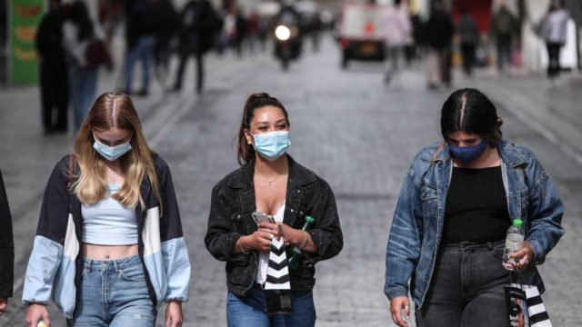 Οριστικό: Το lockdown τελειώνει ολοκληρωτικά – Τα μέτρα που έμειναν και το «καμπανάκι» για νέα επίθεση του κορωνοϊού