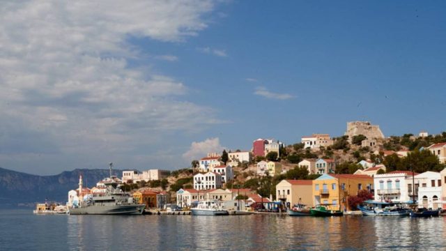 Προχωρά η «Γαλάζια Ελευθερία»: Τα covid free νησιά και το πράσινο πιστοποιητικό για τα ταξίδια