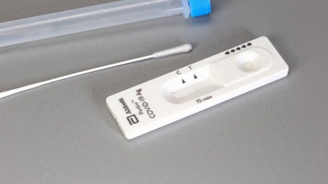 Self tests σε ιδιωτικό τομέα: Ποιοι πρέπει να κάνουν υποχρεωτικά και πού πρέπει δηλώνονται τα αποτελέσματα;