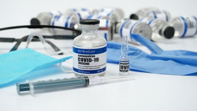 Κορωνοϊός: Ώρα… εμβολίου για τις ηλικίες 30-34 ετών – Πότε ανοίγει η πλατφόρμα για 18-30 ετών