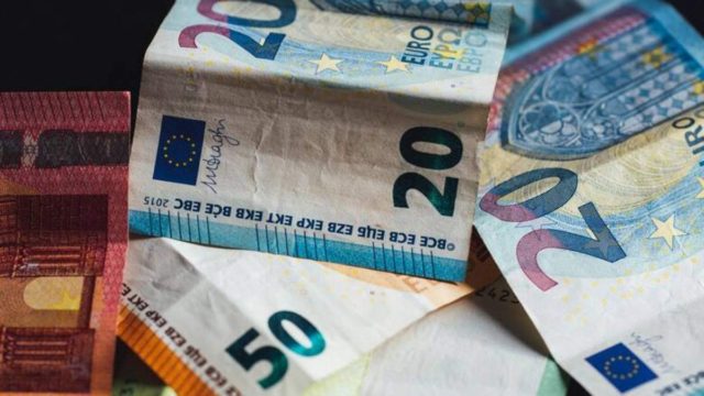 ΟΠΕΚΑ: Πότε καταβάλλονται τα επιδόματα στέγασης, γέννησης, παιδιού