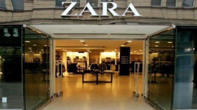 ZARA: Το μαύρο μπικίνι που έχει γίνει ανάρπαστο και το μυστικό κατάστημα με τις προσφορές