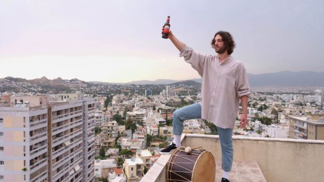 Amstel: «Άσε την Ψυχή σου να Ξεχειλίσει»