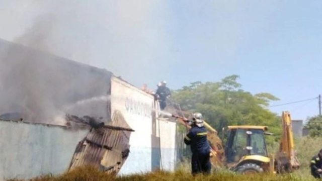Κρήτη: Σοβαρές ζημιές στο ξυλουργείο που πήρε φωτιά στο Ηράκλειο