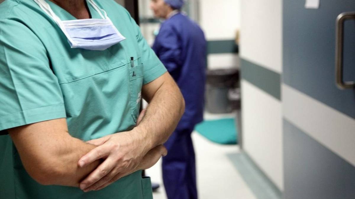 Γιατρός συνελήφθη με φακελάκι 500 ευρώ που ζήτησε από έγκυο