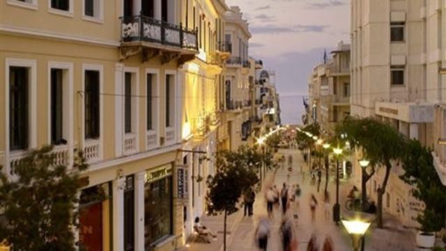 Σοκ στο Ηράκλειο: Μητέρα άφησε το 3χρονο παιδί της στο δρόμο και τράπηκε σε φυγή