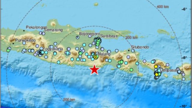 Σεισμός 6,7 Ρίχτερ στην Ινδονησία