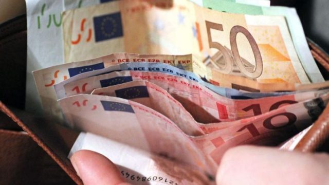 Ανοίγει σήμερα η πλατφόρμα για τους επαγγελματίες της τέχνης και του πολιτισμού