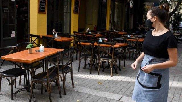 Εστίαση: Σοβαρά προβλήματα πριν από το άνοιγμα – Οι επιχειρήσεις που δεν ανοίγουν