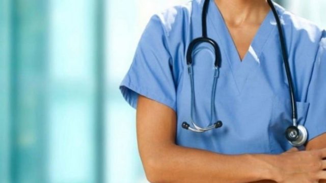 Νοσοκόμα νοσηλεύτηκε με τρεις θρόμβους μετά το εμβόλιο της AstraZeneca