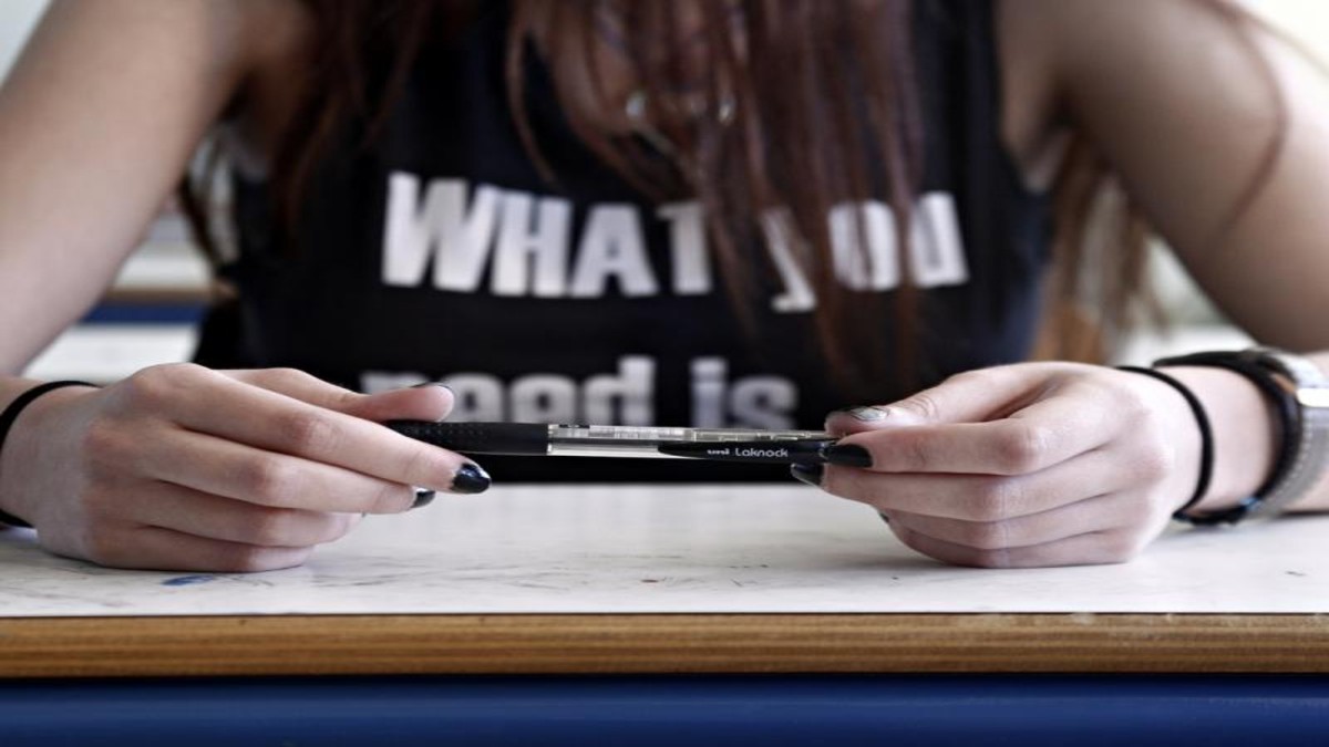 Πανελλαδικές Εξετάσεις: Με self test, μάσκες – Σεπτέμβριο οι “θετικοί”