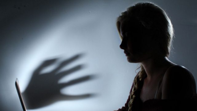 Εύβοια: Καταγγελία-σοκ για άνδρα που παρενοχλούσε κοπέλες