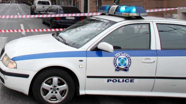Τραγωδία στην Κυψέλη: Νεκρός αστυνομικός της φρουράς κυβερνητικού στελέχους – Έπεσε από τον 5ο όροφο