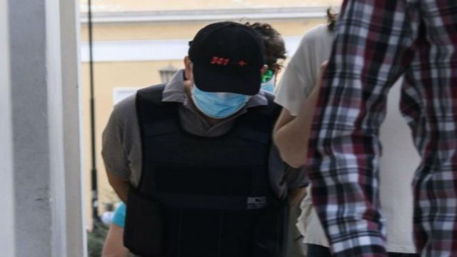 Ψευτογιατρός: Σε δίκη με άλλους 16 συνεργούς, για 12 θανάτους και 14 απόπειρες