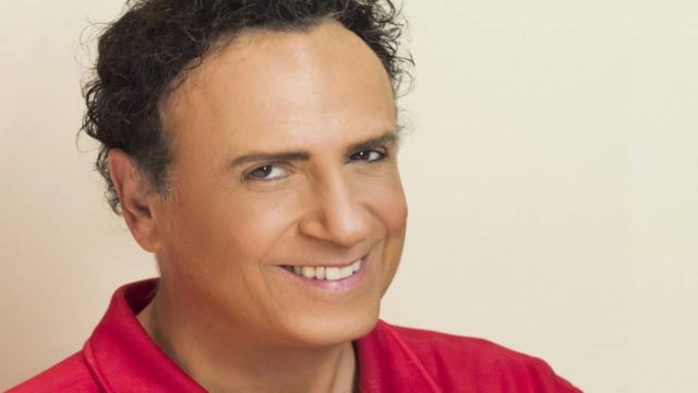 “Τιμή μου και καμάρι μου”: Ο Χάρης Ρώμας μιλάει ανοικτά για την ομοφυλοφιλία!