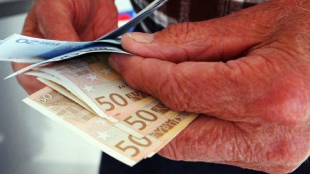 Συντάξεις Ιουνίου:  Πότε πληρώνονται κύριες και επικουρικές – Αναλυτικά οι ημερομηνίες ανά Ταμείο