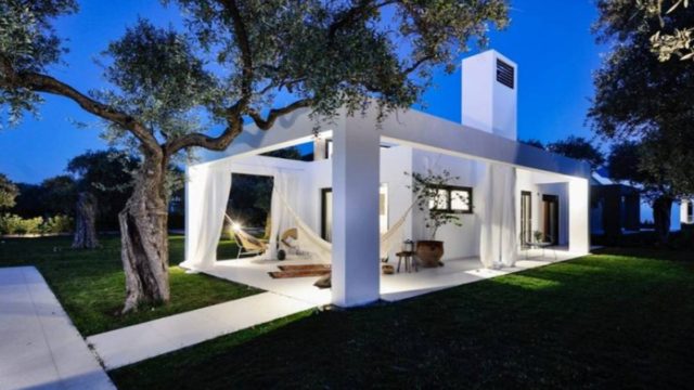 Η αέρινη μονοκατοικία στη Θάσο με την μποέμ πολυτέλεια
