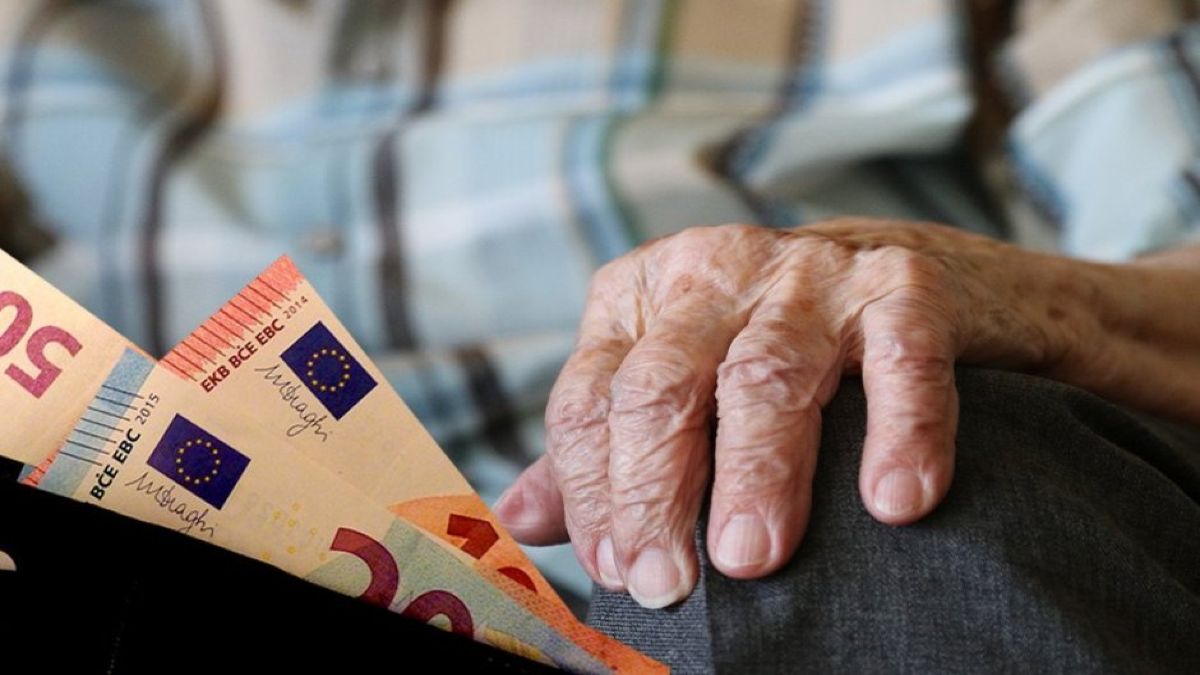 Επικουρικές συντάξεις: Αυξήσεις αλλά και μειώσεις με καθυστέρηση – Τι θα ισχύσει για τις συντάξεις χηρείας