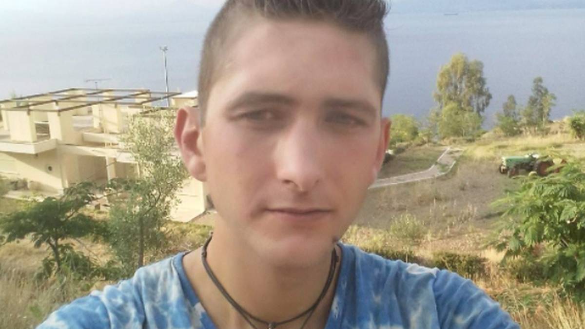 Τραγωδία στο Λουτράκι: Αυτός είναι ο 26χρονος Βασίλης που σκοτώθηκε σε τροχαίο!