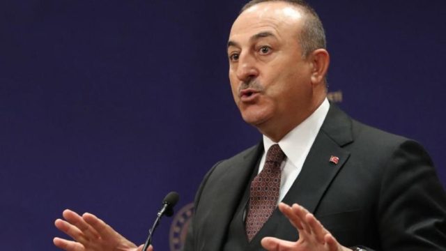 Στην Ελλάδα ο Τσαβούσογλου – Εμπρηστικές δηλώσεις στο «παρά 5» της επίσκεψης