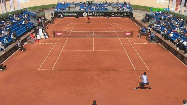 Στέφανος Τσιτσιπάς: Στον τελικό του Lyon Open προκρίθηκε ο Έλληνας τενίστας