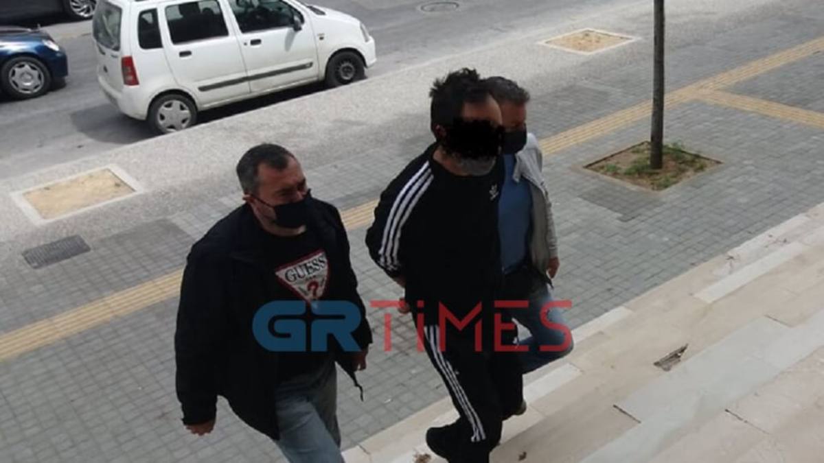 Προφυλακίστηκε ο 47χρονος που κατηγορείται ότι βίαζε την ανήλικη θετή του κόρη στην Θεσσαλονίκη