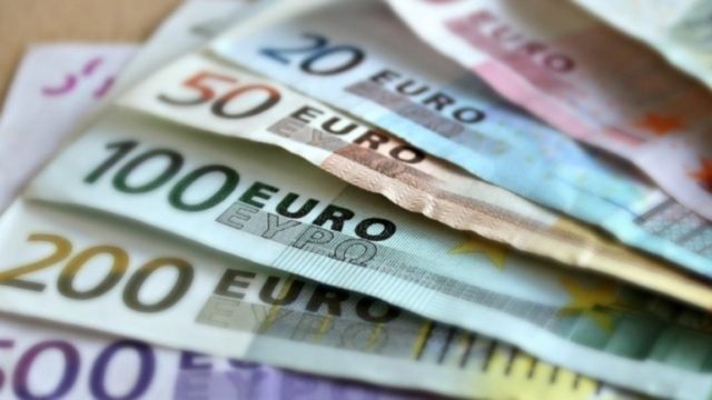 Χρέη σε τράπεζες και δημόσιο; Έτσι θα απαλλαγείτε