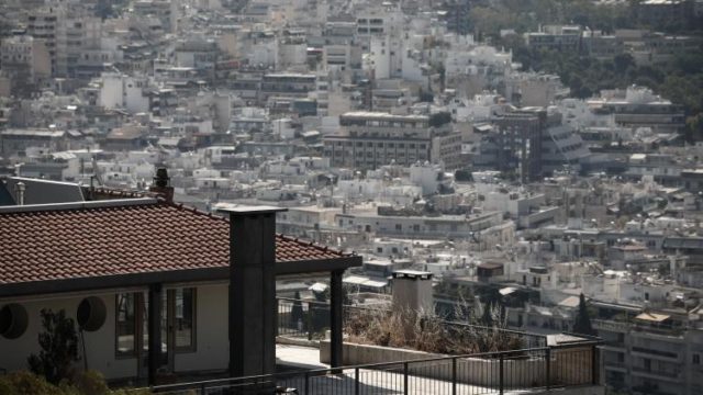 Ακίνητα: Πού θα βρείτε κατοικίες κάτω των 50.000 ευρώ; Τι θα ισχύει για τα ανακαινισμένα ακίνητα και τον ΕΝΦΙΑ