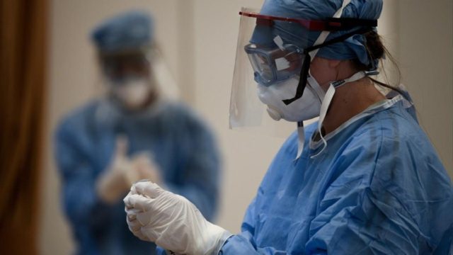 Μετάλλαξη Δέλτα: Πόσο μεταδοτική είναι – Ποια εμβόλια την αντιμετωπίζουν