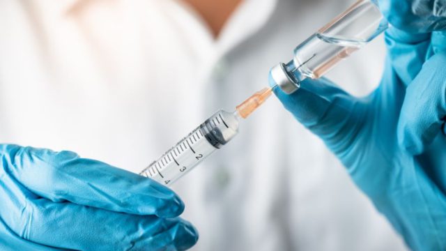 Απίστευτο: Μπλοκάρουν τις κάρτες SIM σ’ όσους δεν κάνουν το εμβόλιο για τον κορωνοϊό!