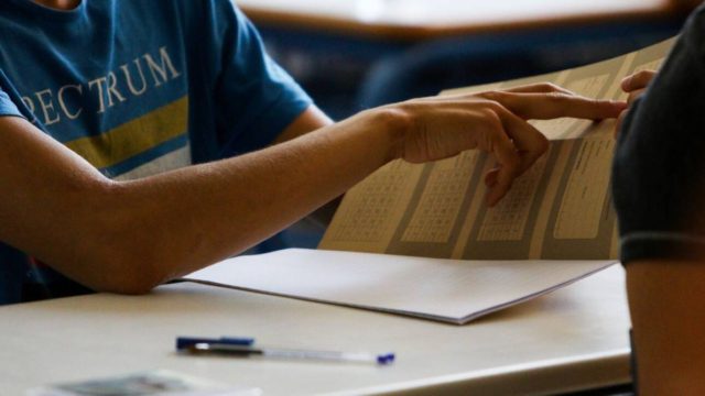 Πανελλαδικές Εξετάσεις 2021: Τα θέματα των τριών μαθημάτων για τους υποψηφίους των ΕΠΑΛ – Οδηγίες για την υποβολή του μηχανογραφικού