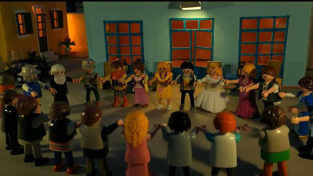 Άγριες Μέλισσες: Η «θρυλική» σειρά τώρα… σε playmobil – Οι έρωτες που θα συγκλονίσουν το Διαφάνι στον 3ο κύκλο