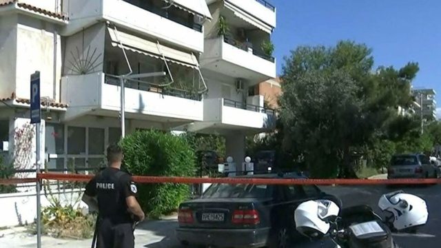 Πυροβολισμοί στον Άλιμο: Αποκάλυψη για τον ένοικο της πολυκατοικίας – Νέα διάσταση στην έρευνα