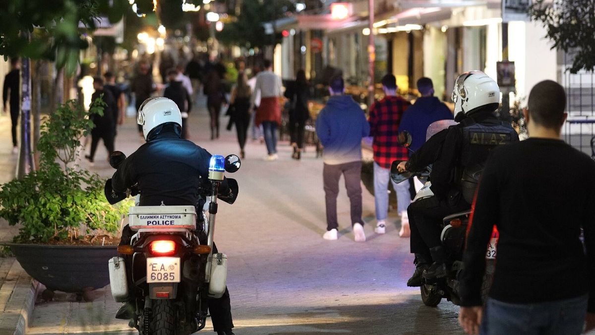 Αλλάζει η απαγόρευση κυκλοφορίας: Το νέο ωράριο που ισχύει από το Σάββατο 12/6 και η ημερομηνία της πλήρους ελευθερίας – Όλα τα νέα μέτρα