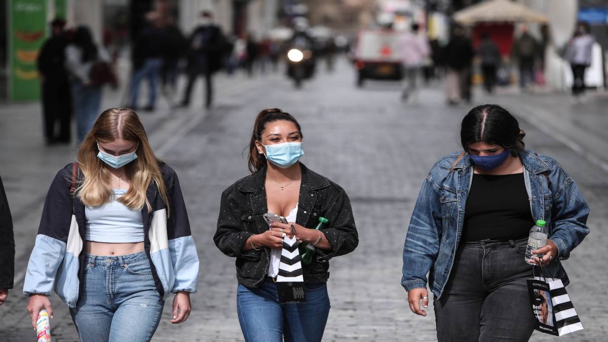 Άρση μέτρων: Ημερομηνία σταθμός η 1η Ιουλίου για την επιστροφή στην κανονικότητα – Τι αλλάζει από σήμερα;
