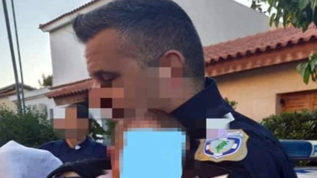 “Όταν μπήκαμε στο σπίτι είδαμε…”: Ο Αστυνομικός που πήρε αγκαλιά το μωρό της Καρολάιν αποκαλύπτει γιατί από την αρχή κατάλαβε τον δολοφόνο!