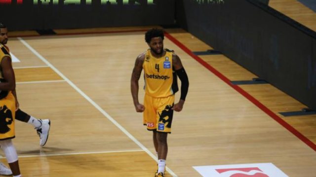 Basket League: Νίκη αλά NBA για ΑΕΚ με ρεσιτάλ Μέικον – Στάματησε στους 42 πόντους – 45άρα ο Κλαβέλ! (Video)